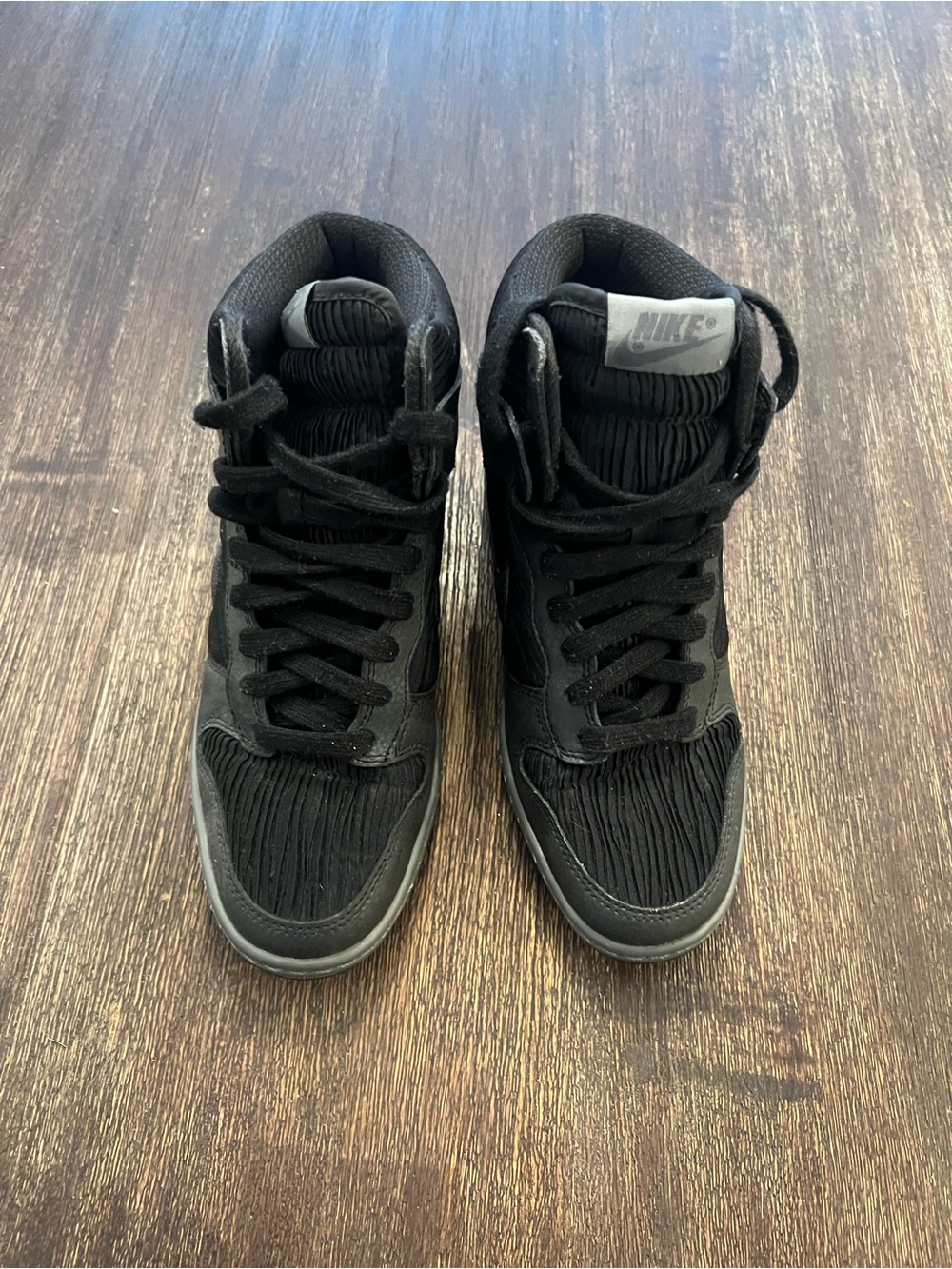 Nike Dunk Sky High Black Metallic Hematite Women's Size 6 - Picture 2 of 6